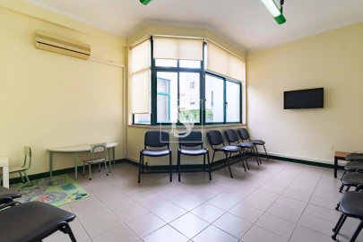 Prédio para Venda em União das Freguesias de Setúbal