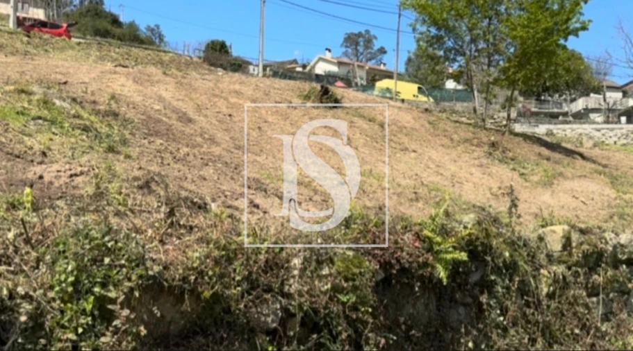 Terreno para Venda em Oriz (Santa Marinha) e Oriz (São Miguel) Foto 3