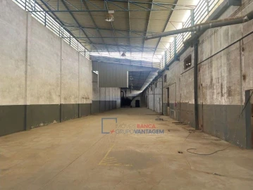 Armazém para Venda em Amiais de Baixo