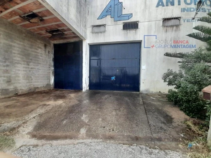 Armazém para Venda em Amiais de Baixo Foto 9