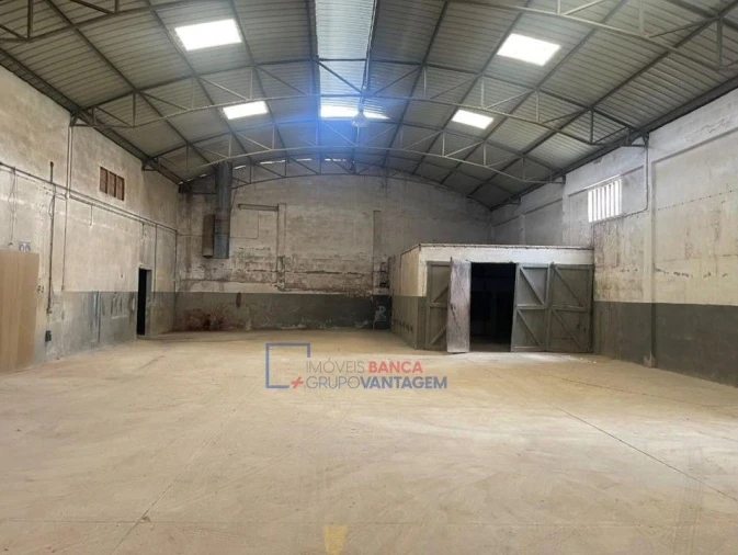 Armazém para Venda em Amiais de Baixo Foto 19