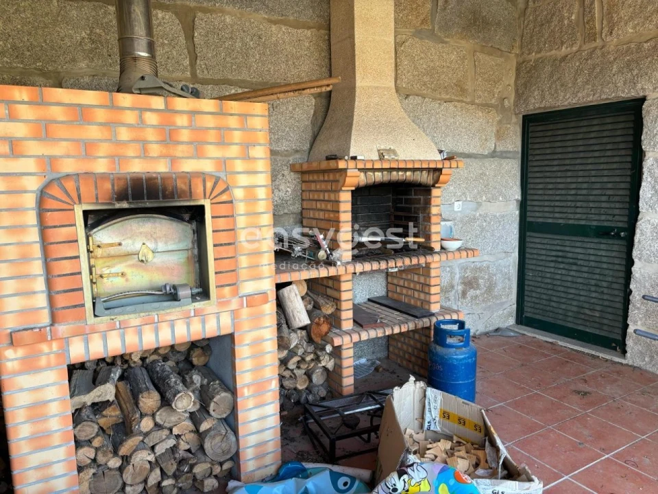 Quinta T4 para Venda em Parada de Gonta Foto 29