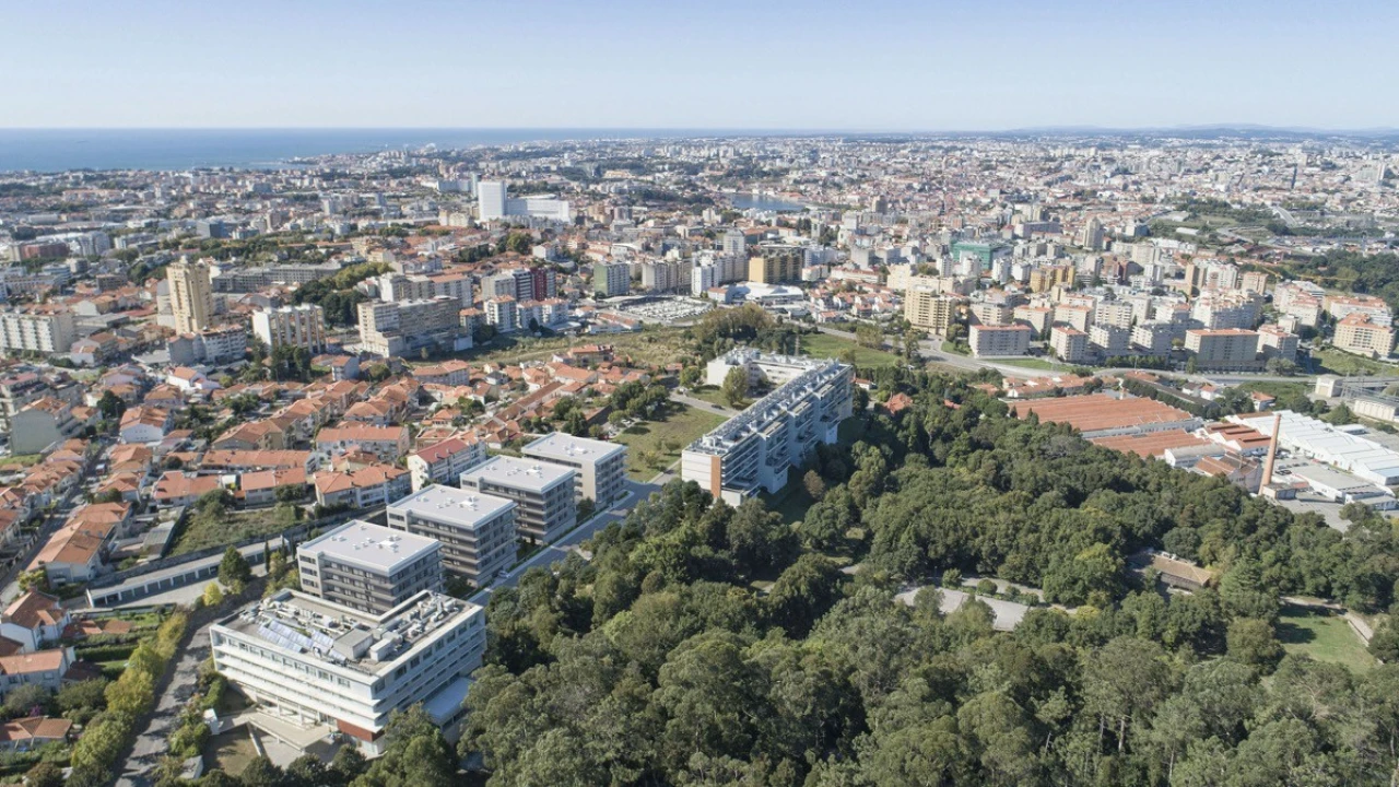 Apartamento T2 para Venda em Mafamude e Vilar do Paraíso Foto 17