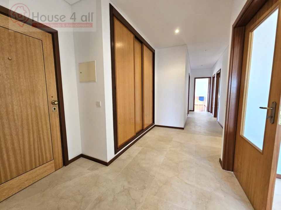 Apartamento T3 para Venda em Maiorga Foto 11