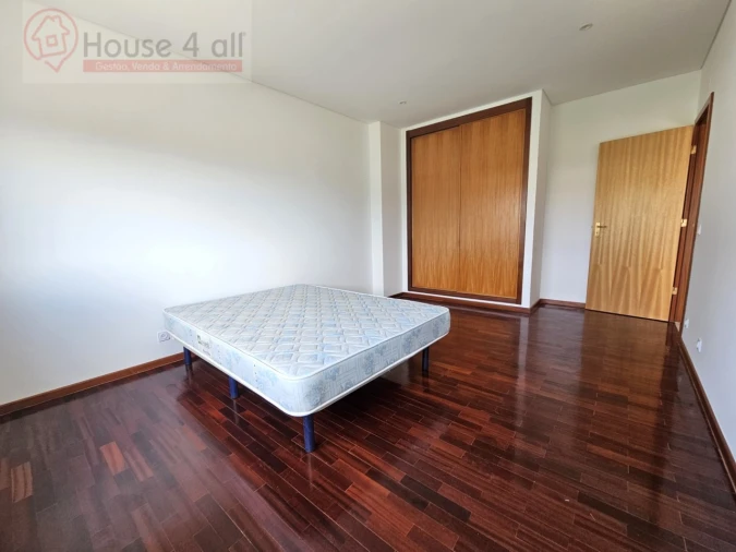 Apartamento T3 para Venda em Maiorga Foto 14