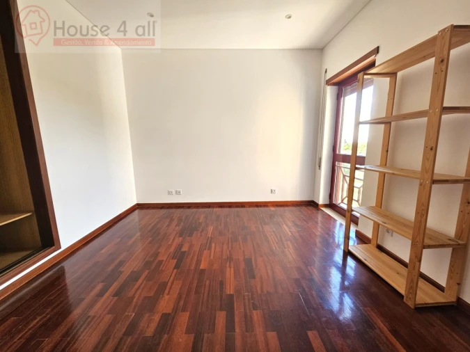 Apartamento T3 para Venda em Maiorga Foto 20