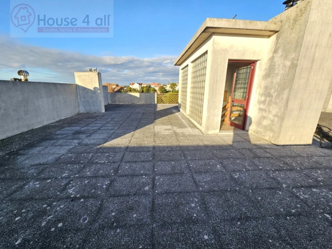 Apartamento T3 para Venda em Maiorga Foto 24