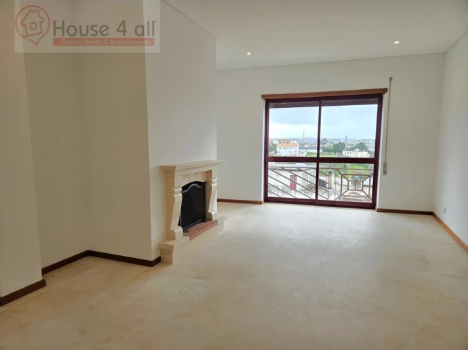 Apartamento T3 para Venda em Maiorga Foto 1