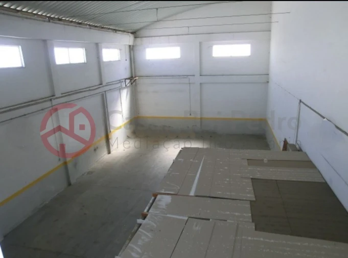Armazém para Venda em Seixal, Arrentela e Aldeia de Paio Pires Foto 6