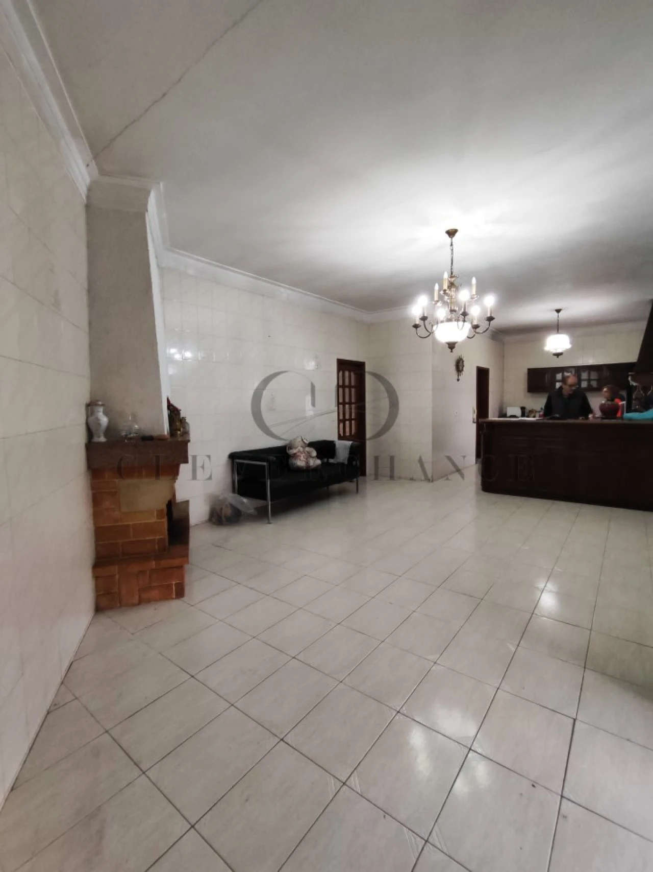 Moradia T6 para Venda em Argoncilhe Foto 10