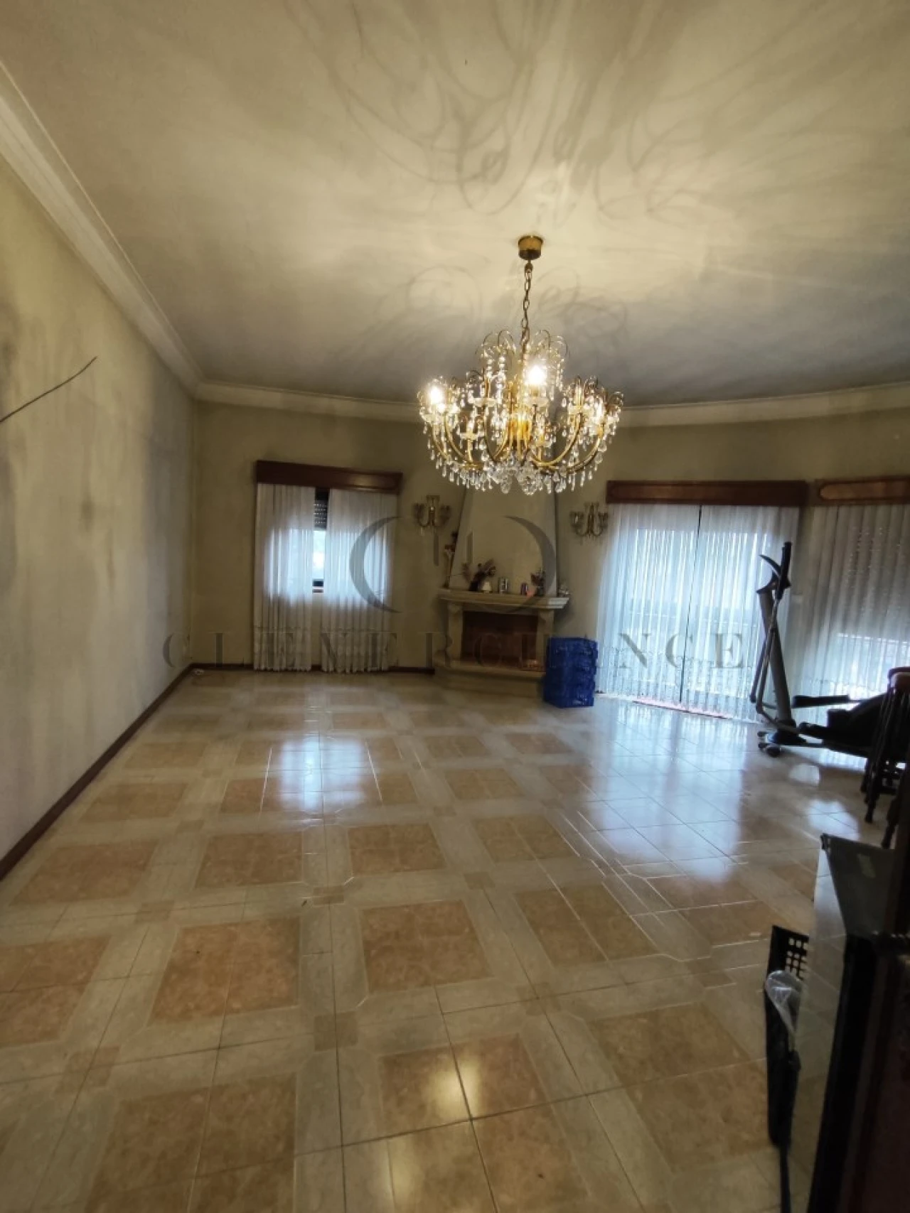 Moradia T6 para Venda em Argoncilhe Foto 22