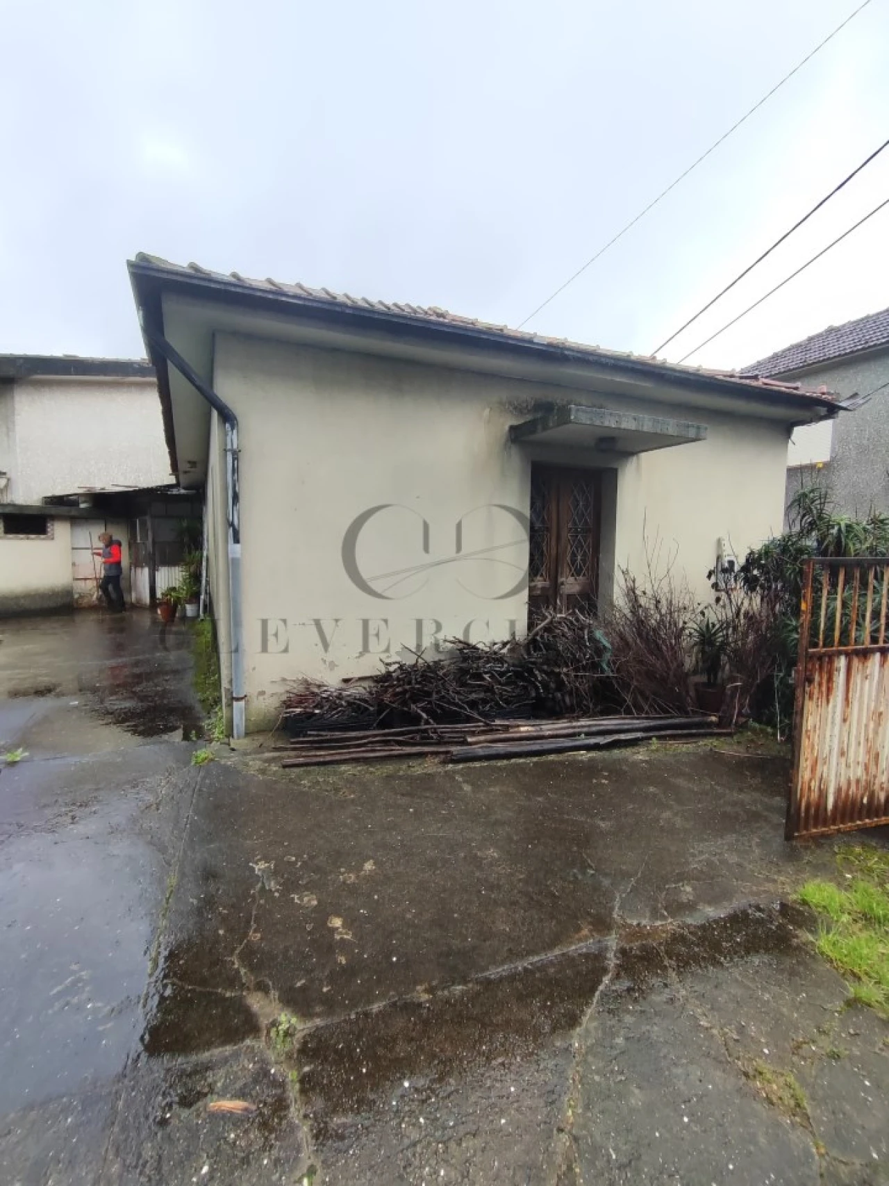 Moradia T6 para Venda em Argoncilhe Foto 38