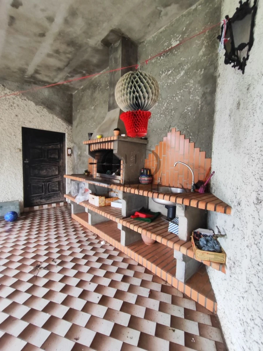 Moradia T6 para Venda em Argoncilhe Foto 5