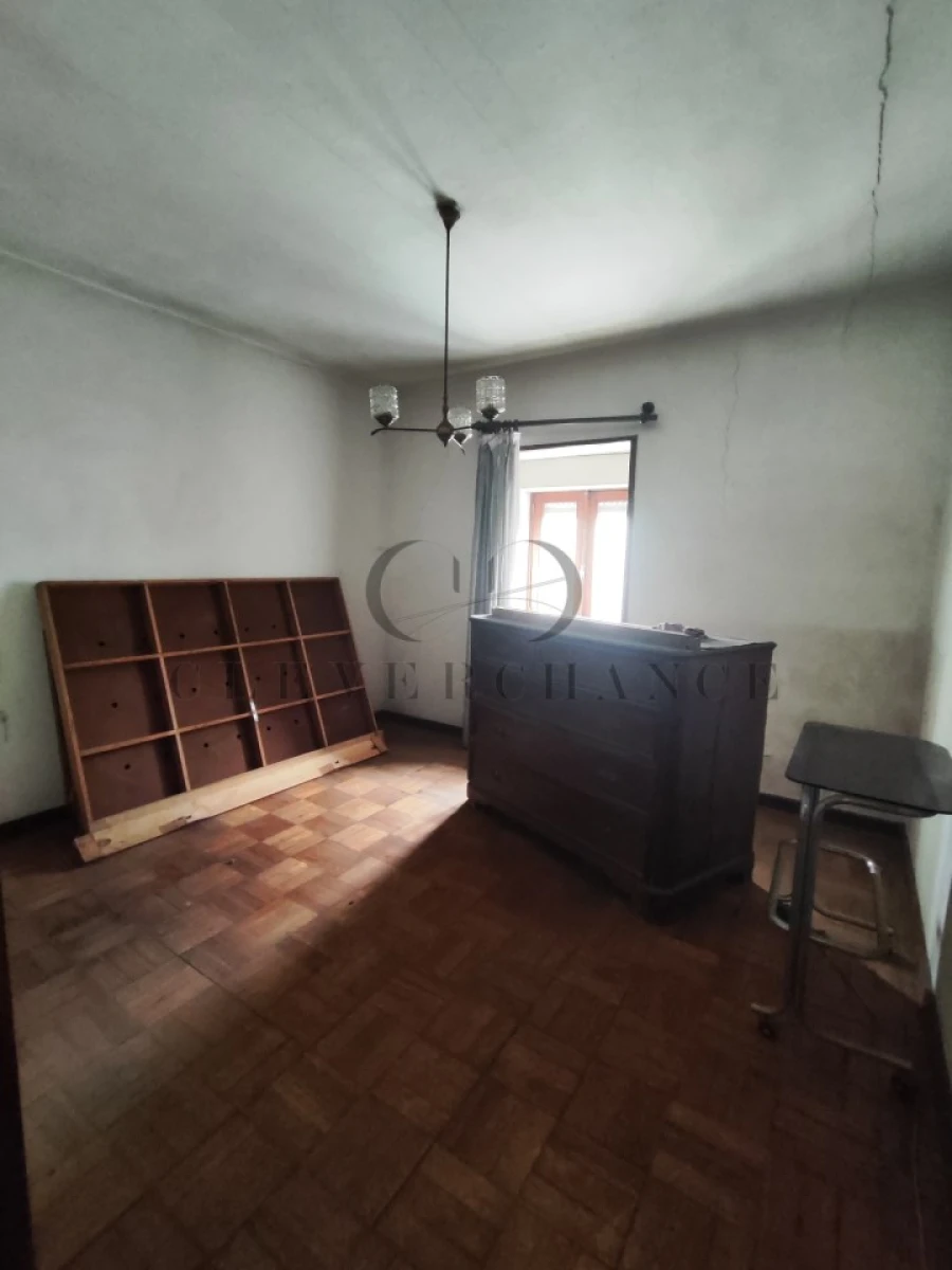 Moradia T6 para Venda em Argoncilhe Foto 42