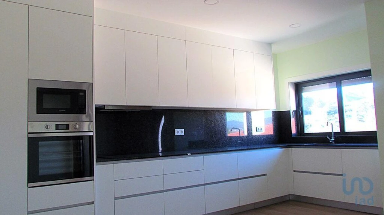 Moradia T3 para Venda em Aguiã Foto 4