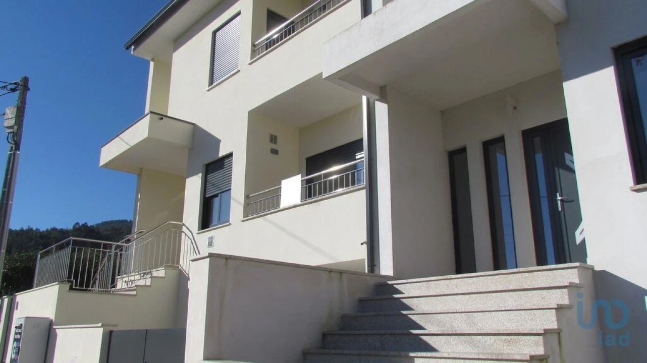 Moradia T3 para Venda em Aguiã Foto 1