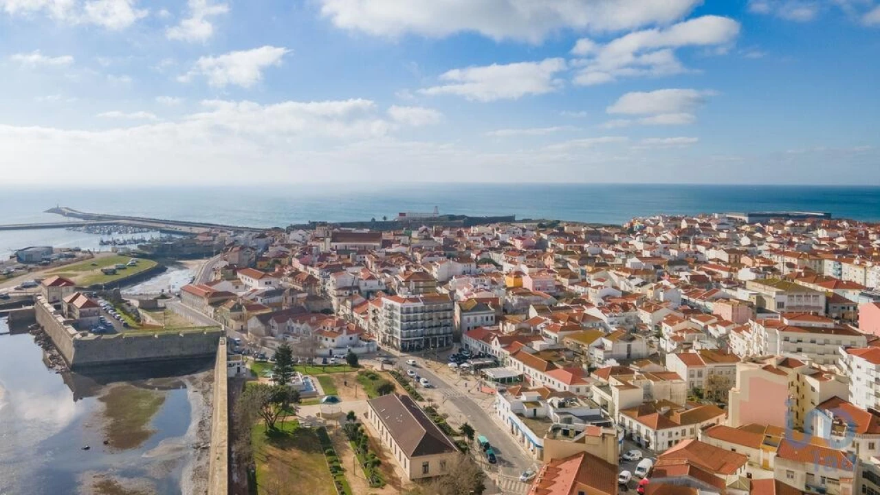 Prédio para Venda em Peniche Foto 9