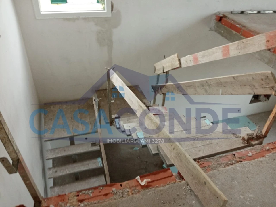 Moradia T4 para Venda em Azeitão (São Lourenço e São Simão) Foto 15