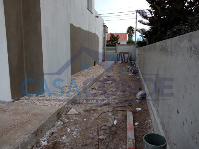 Moradia T4 para Venda em Azeitão (São Lourenço e São Simão) Foto 6
