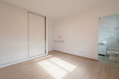 Moradia T3 para Venda em Funchal (Santa Luzia)