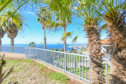 Moradia T5 para Venda em São Gonçalo