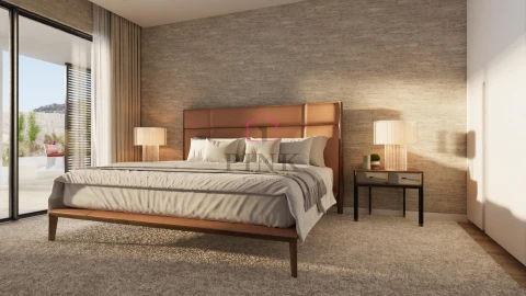 Moradia T5 para Venda em São Gonçalo