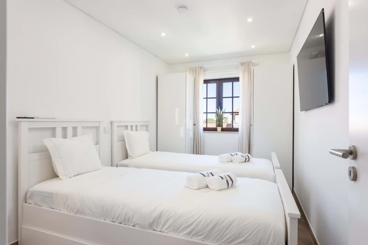 Apartamento T2 para Arrendamento férias em Quarteira Foto 14