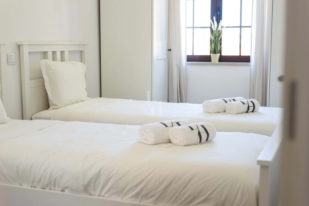 Apartamento T2 para Arrendamento férias em Quarteira Foto 5