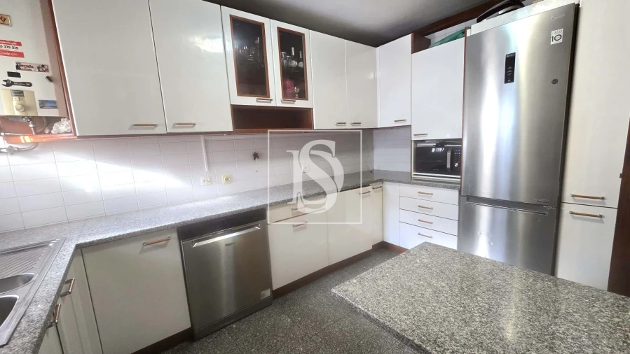 Moradia T3 para Venda em Creixomil Foto 15