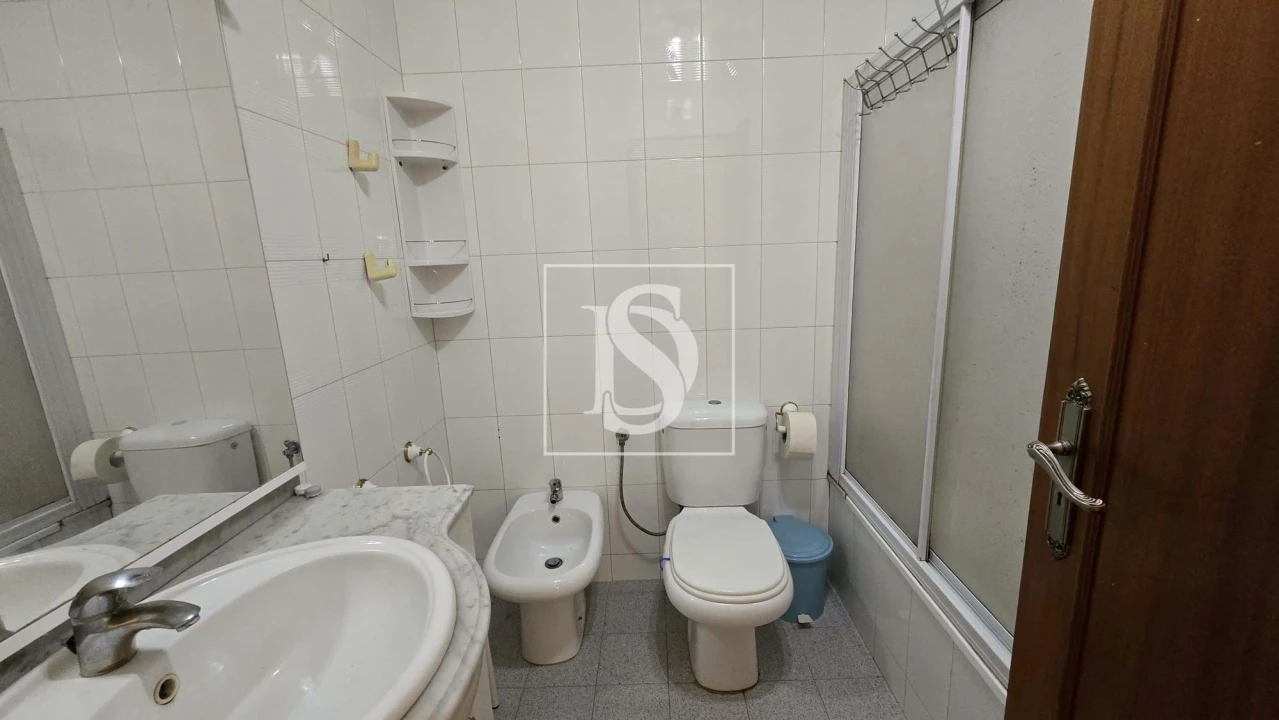 Moradia T3 para Venda em Creixomil Foto 17