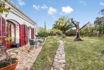 Negócio para Venda em Faro (Sé e São Pedro)