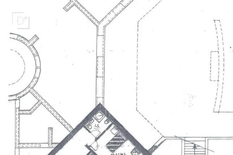 Negócio para Venda em Faro (Sé e São Pedro) Planta 1