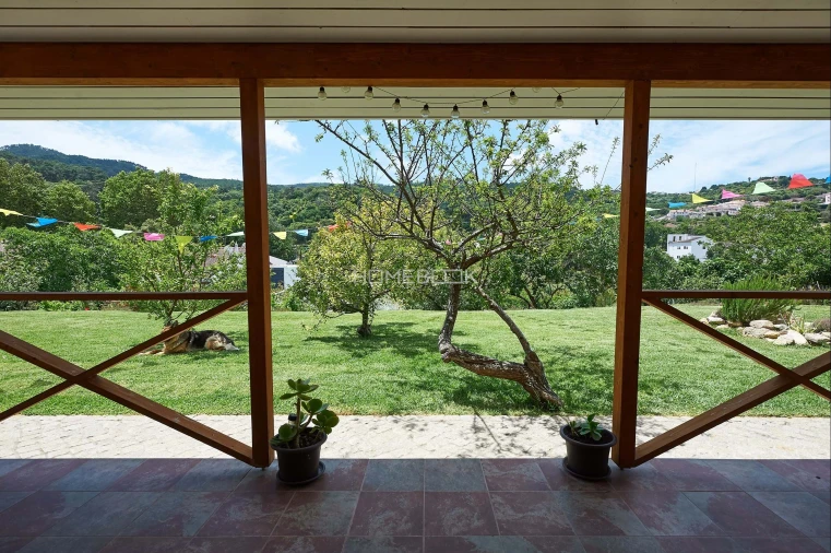 Moradia T2 para Arrendamento em Colares Foto 12