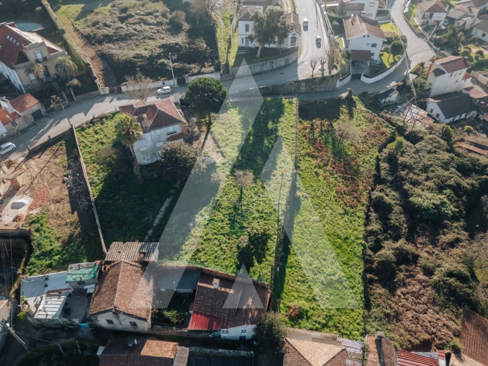 Terreno para Venda em Santa Maria da Feira, Travanca, Sanfins e Espargo Foto 2