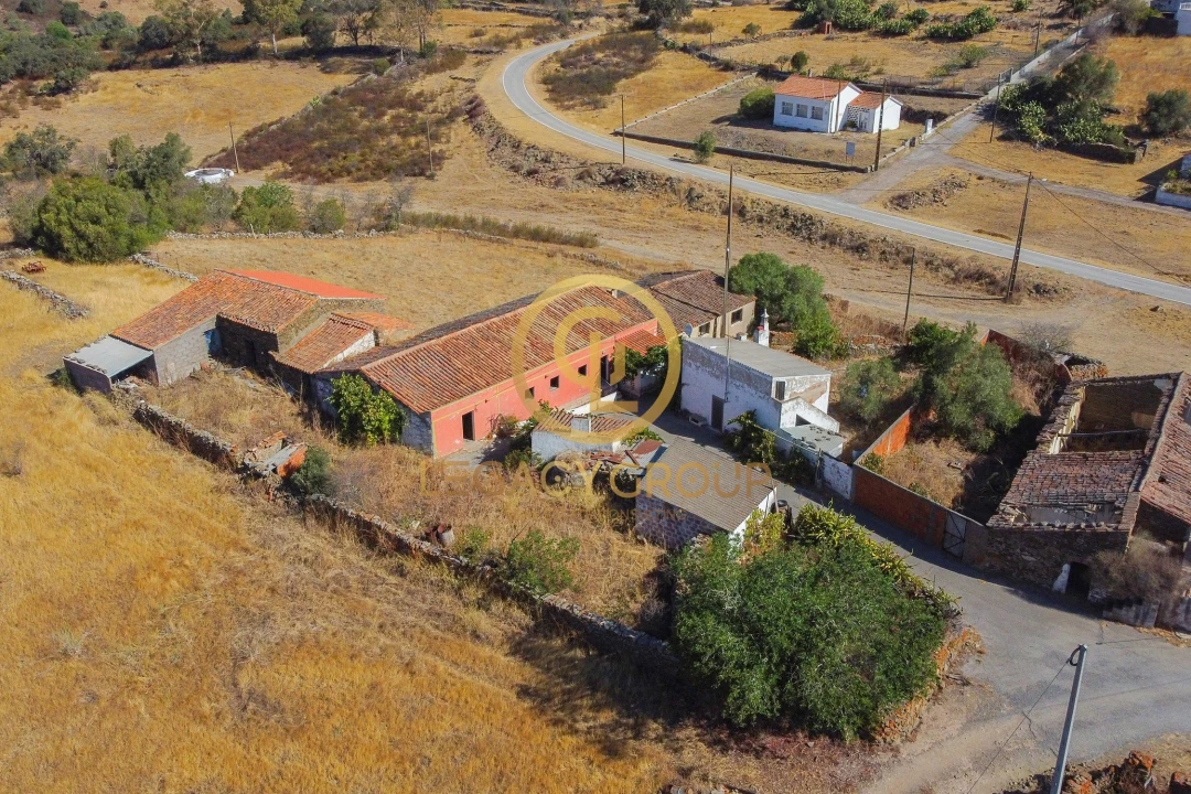 Moradia T6 para Venda em Giões Foto 1