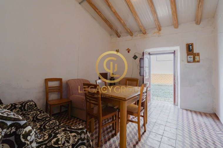 Moradia T3 para Venda em Martim Longo Foto 9