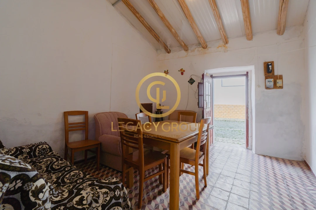 Moradia T3 para Venda em Martim Longo Foto 9