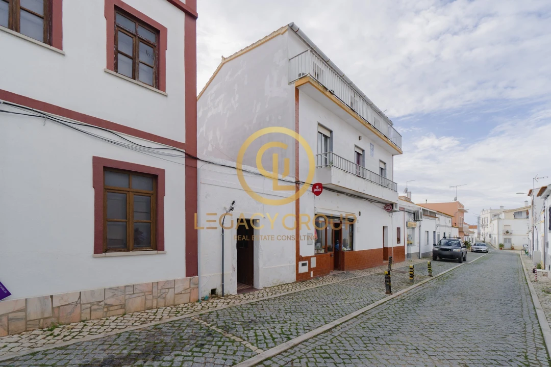 Moradia T3 para Venda em Martim Longo Foto 2