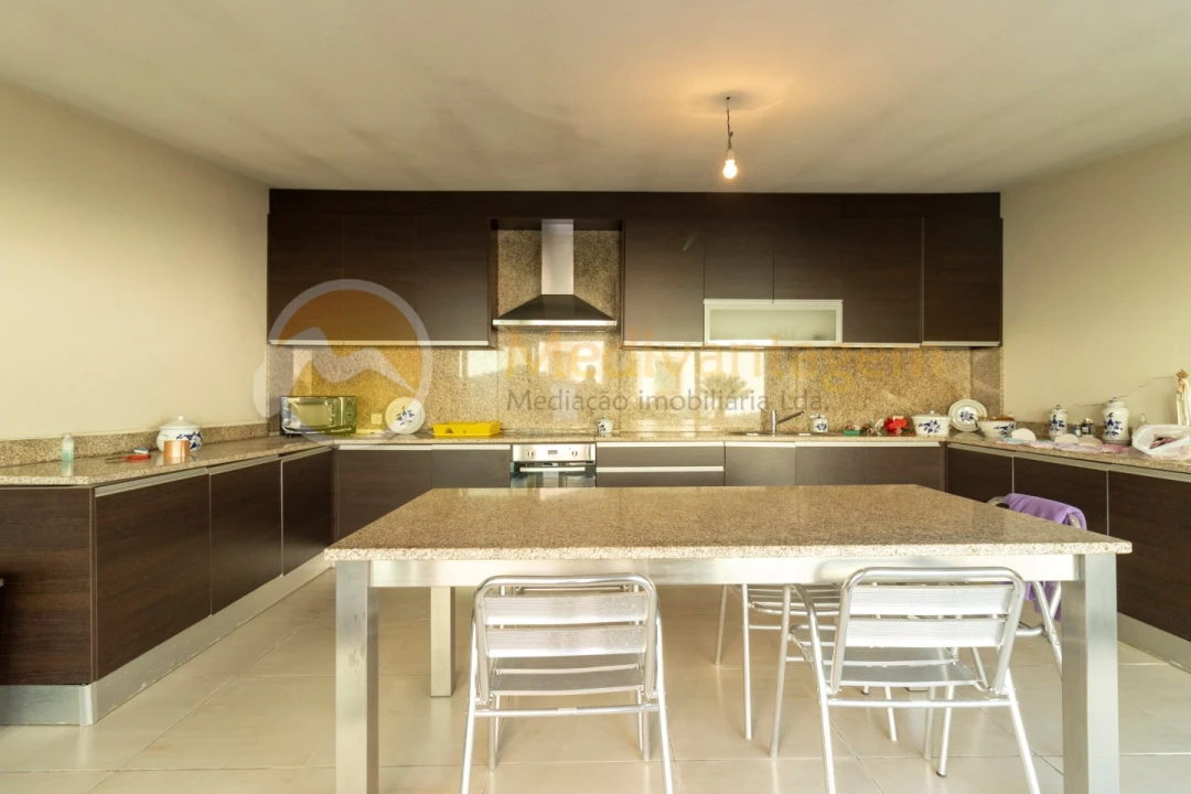 Moradia T3 para Venda em Mire de Tibães Foto 27