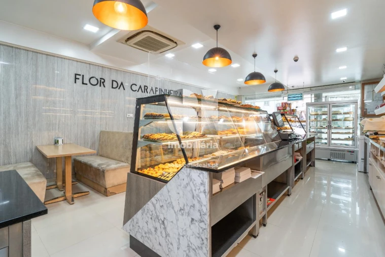 Negócio para Venda em Carapinheira Foto 2