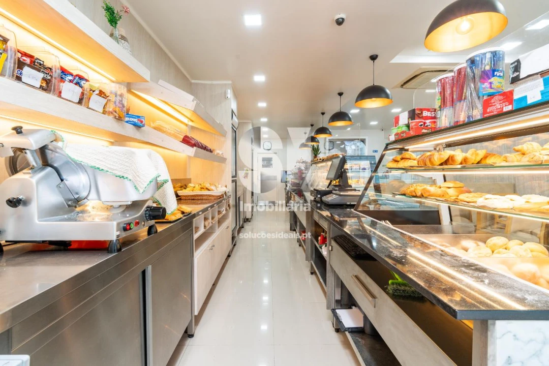 Negócio para Venda em Carapinheira Foto 3