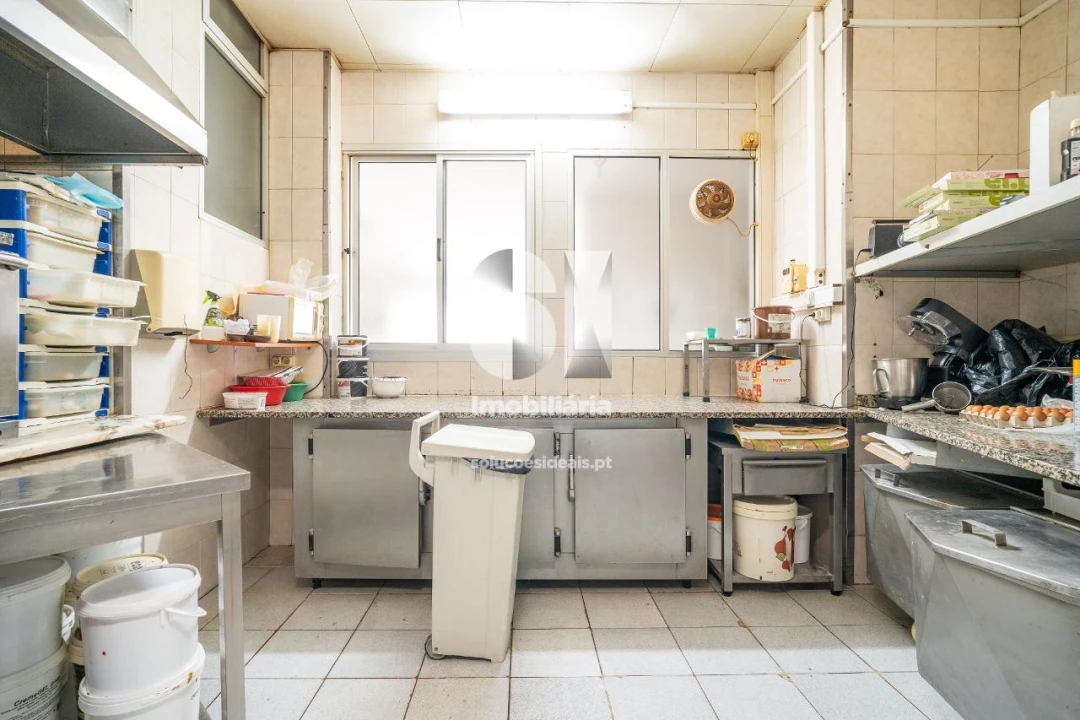 Negócio para Venda em Carapinheira Foto 7