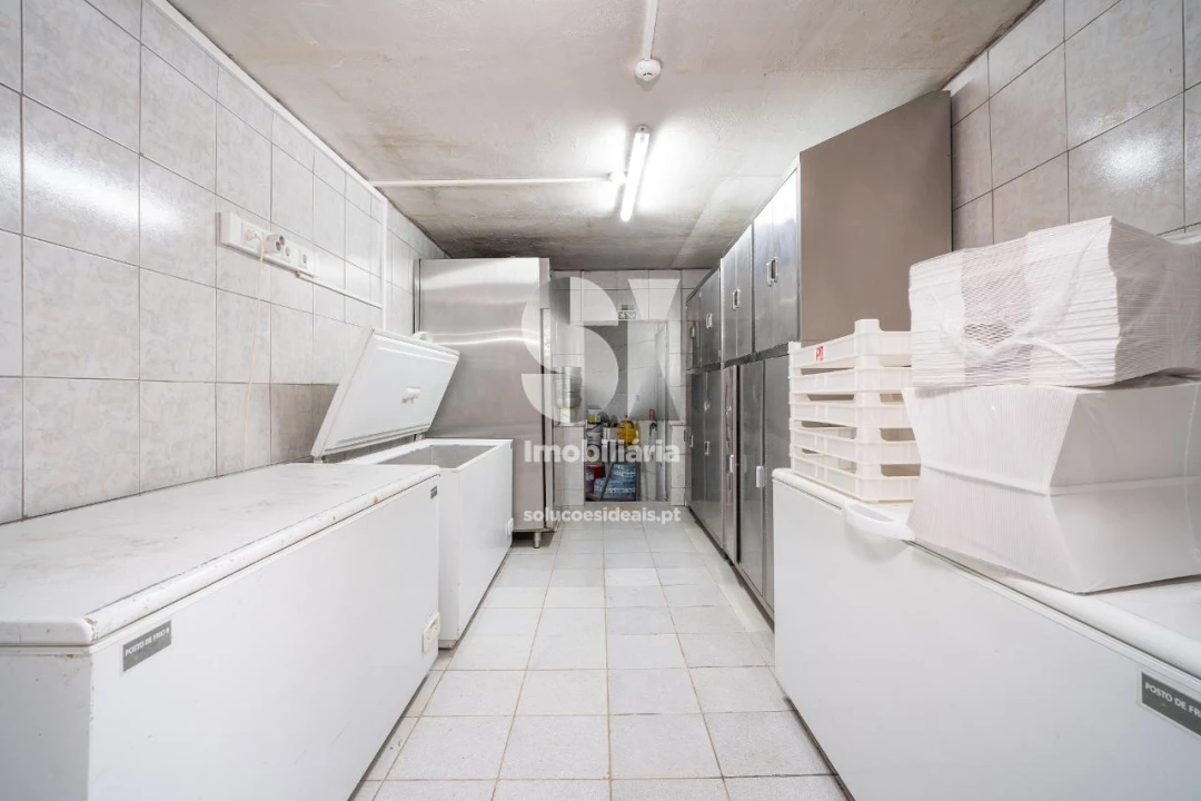 Negócio para Venda em Carapinheira Foto 10