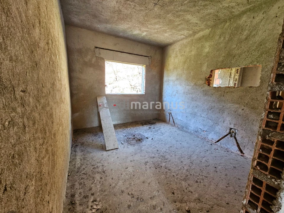 Terreno P/ Prédio para Venda em Mancelos Foto 7