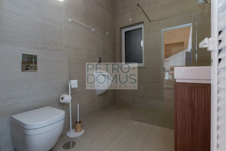 Quinta T5 para Venda em Tolosa Foto 100