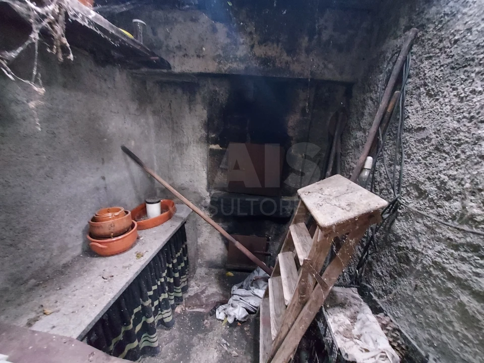 Prédio para Venda em Cerdeira e Moura da Serra Foto 4