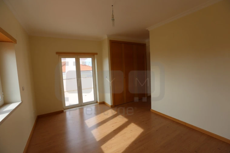 Moradia T5 para Venda em São João Baptista e Santa Maria dos Olivais Foto 24