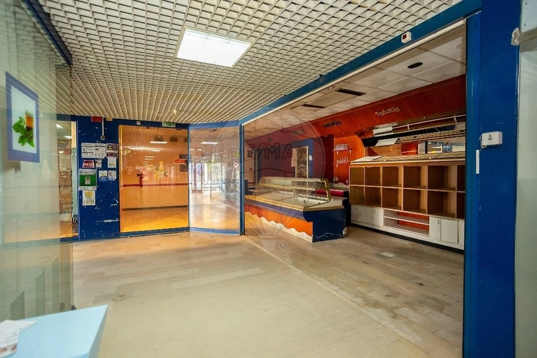 Loja para Arrendamento em Coruche, Fajarda e Erra Foto 5