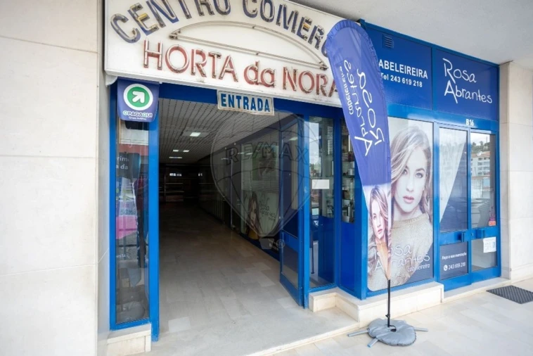 Loja para Arrendamento em Coruche, Fajarda e Erra Foto 3