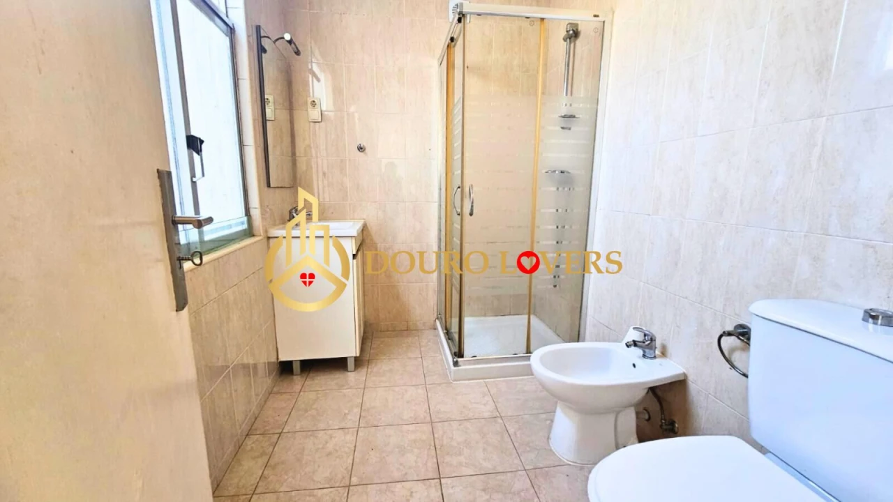 Moradia T4 para Venda em Matosinhos e Leça da Palmeira Foto 18